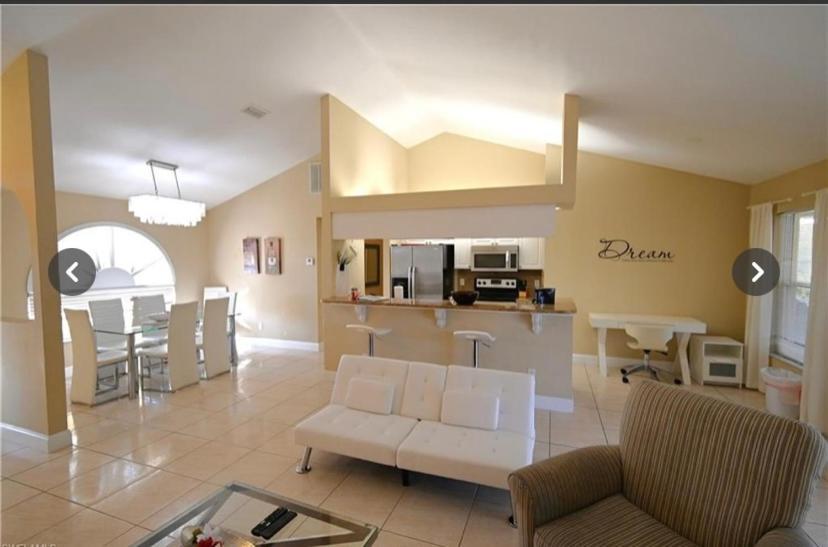 Villa Valmora Кейп Корал Екстериор снимка